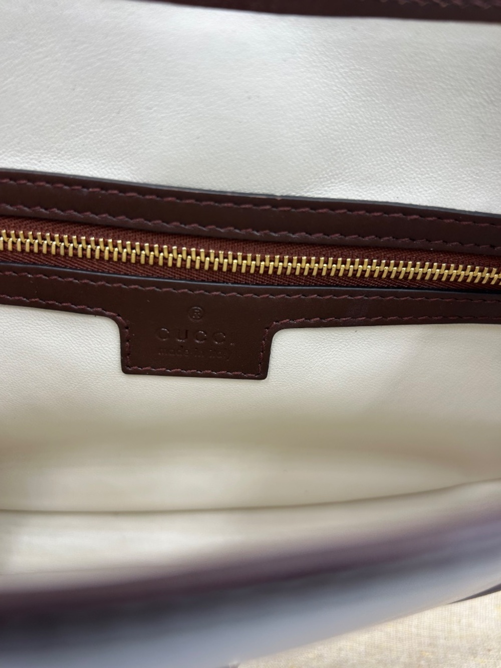 **************Women’s Gucci Jackie 1961 Shoulder Bag. Expertly crafted in Italy. - Picture 10 of 14